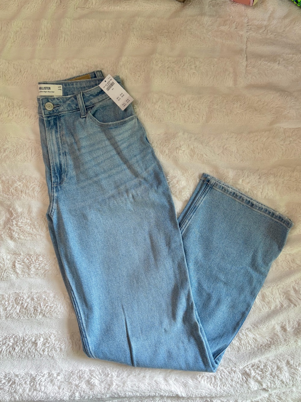 Hollister Curvy Long High Rise Wide leg Jeans